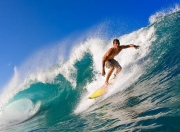 开云棋牌游戏-从小贾伦到广东队，一场跨越时空的篮球能力展演