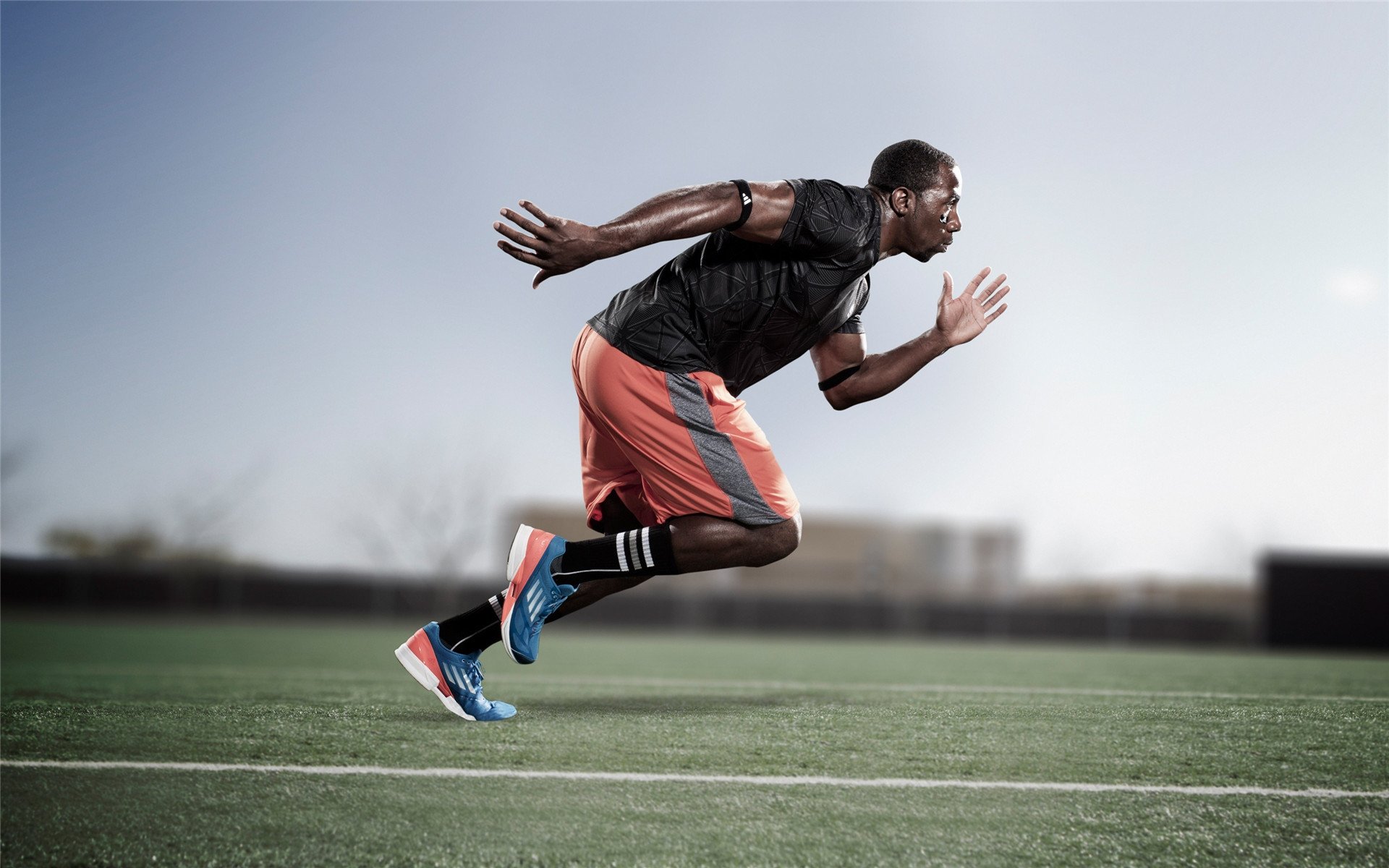 从亚特兰大到马德里，足球世界的唯一性瞬间—淘汰与接管的双重奏