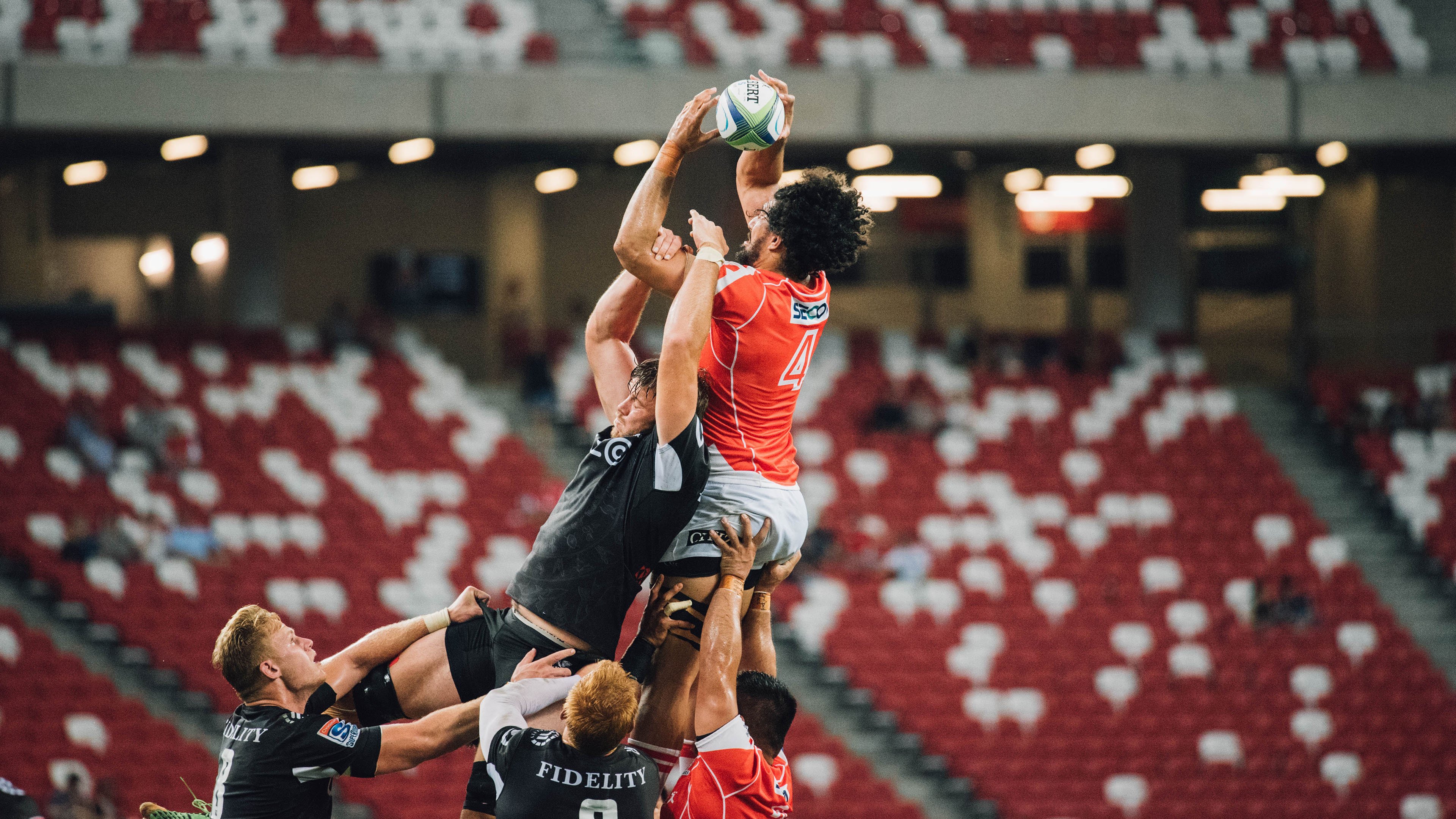 跨界绝杀，从篮球场到F1赛道，瞬间主宰者的共同心跳